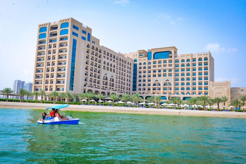 Al Bahar Hotel & Resort Fujairah Exterior photo The Palm Beach Hotel