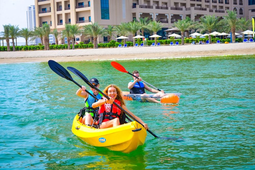 Al Bahar Hotel & Resort Fujairah Exterior photo Kayaking at the Dubai Marina