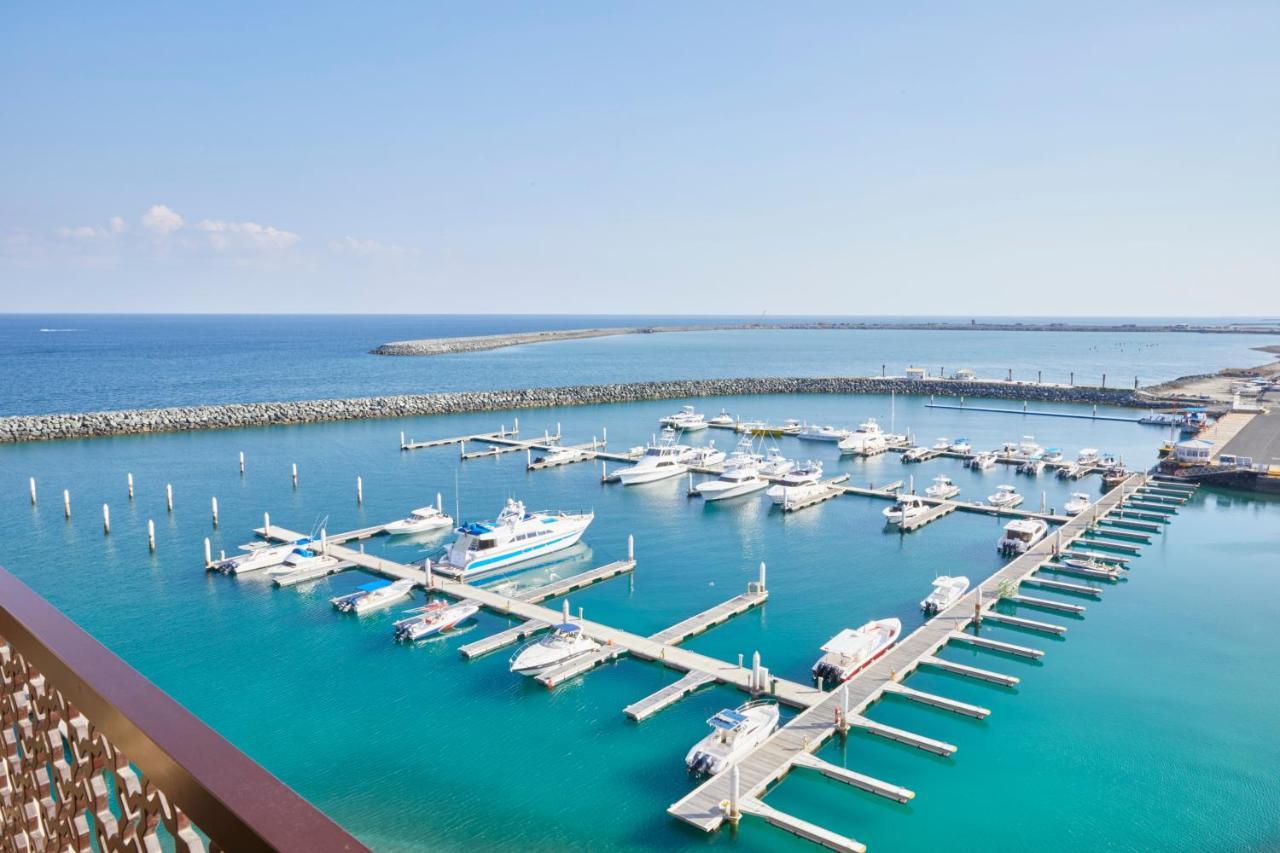 Al Bahar Hotel & Resort Fujairah Exterior photo Marina at the Atlantis Paradise Island