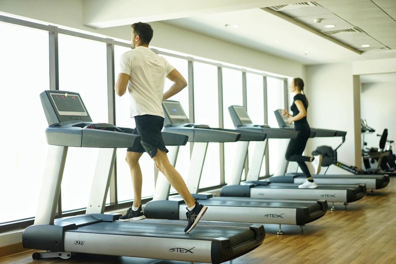 Al Bahar Hotel & Resort Fujairah Exterior photo A treadmill