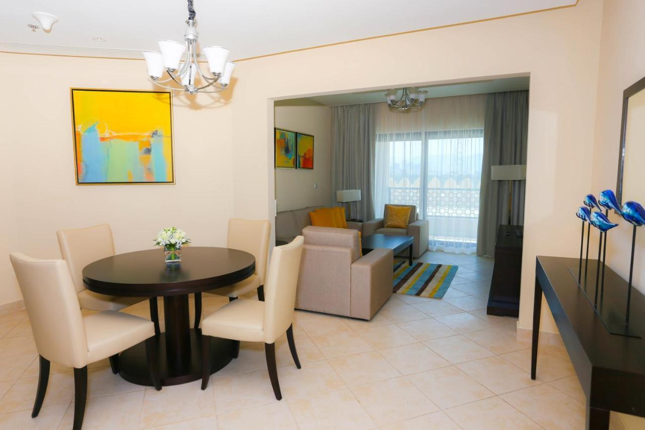 Al Bahar Hotel & Resort Fujairah Exterior photo A typical suite at the Atlantis Paradise Island