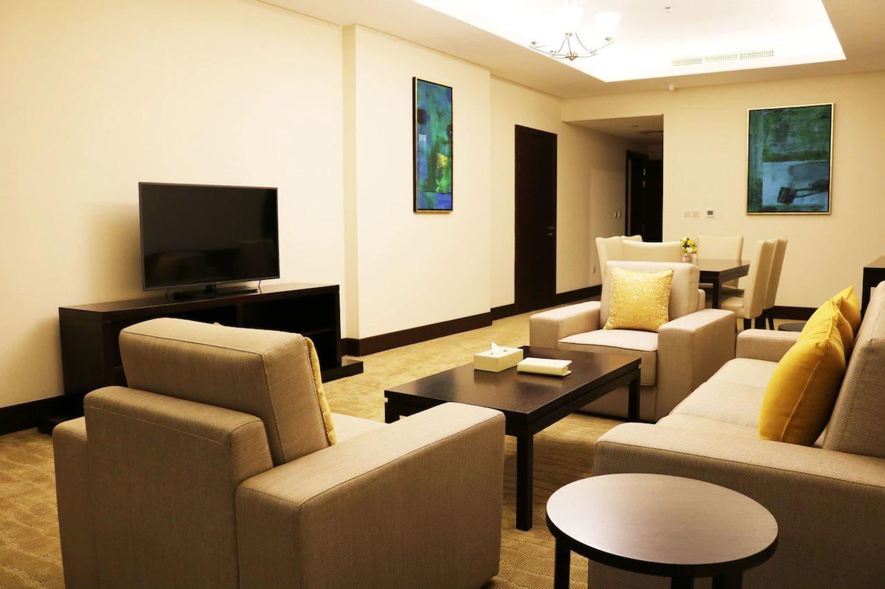 Al Bahar Hotel & Resort Fujairah Exterior photo A living room in a suite at the hotel